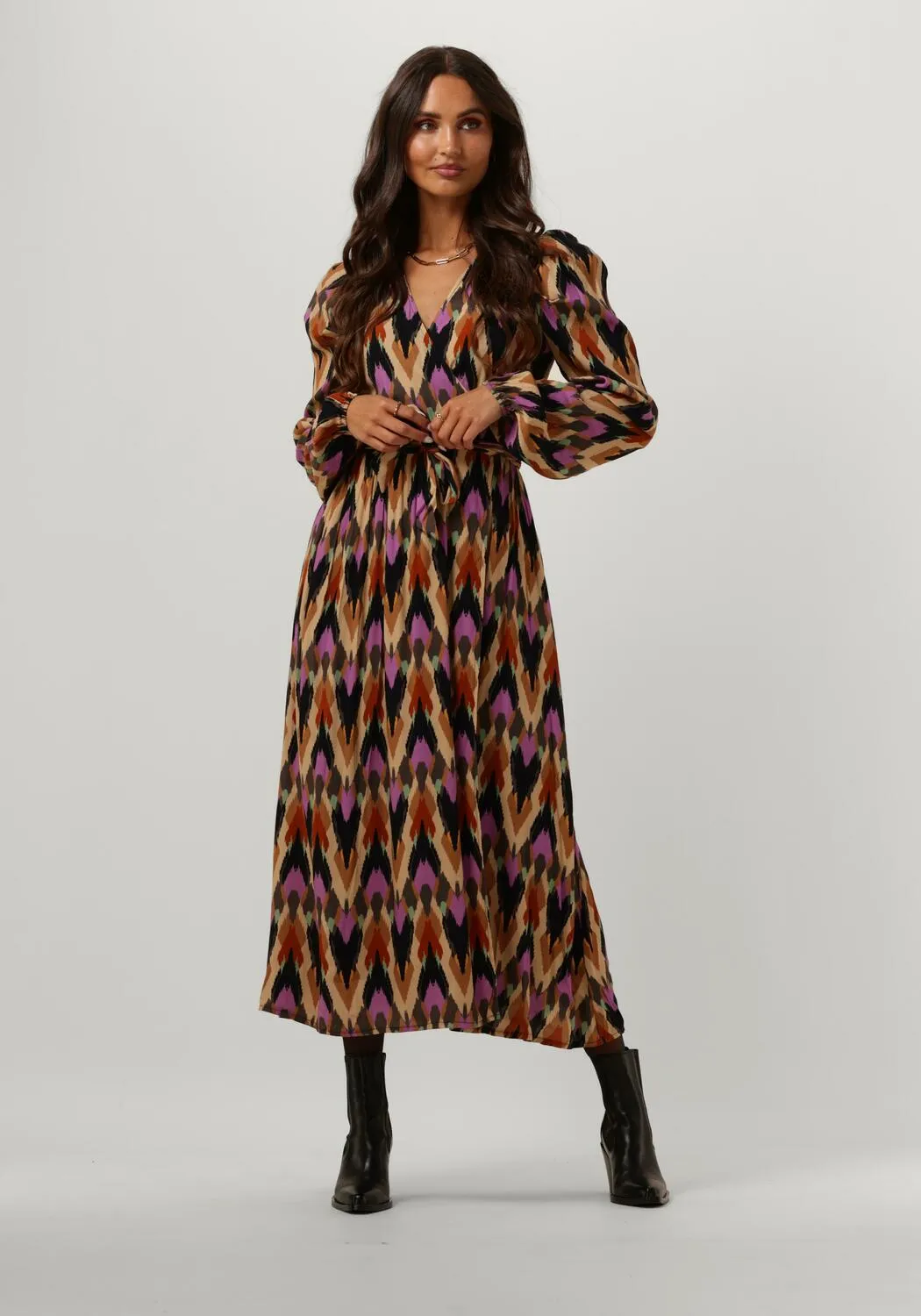 aaiko robe midi jitte multi ethnic vis 523 en multicolore