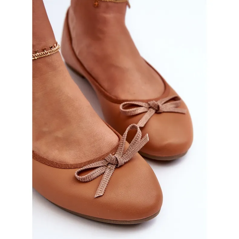 Ballerines En Cuir Écologique Avec Noeud Camel Sandelal brun