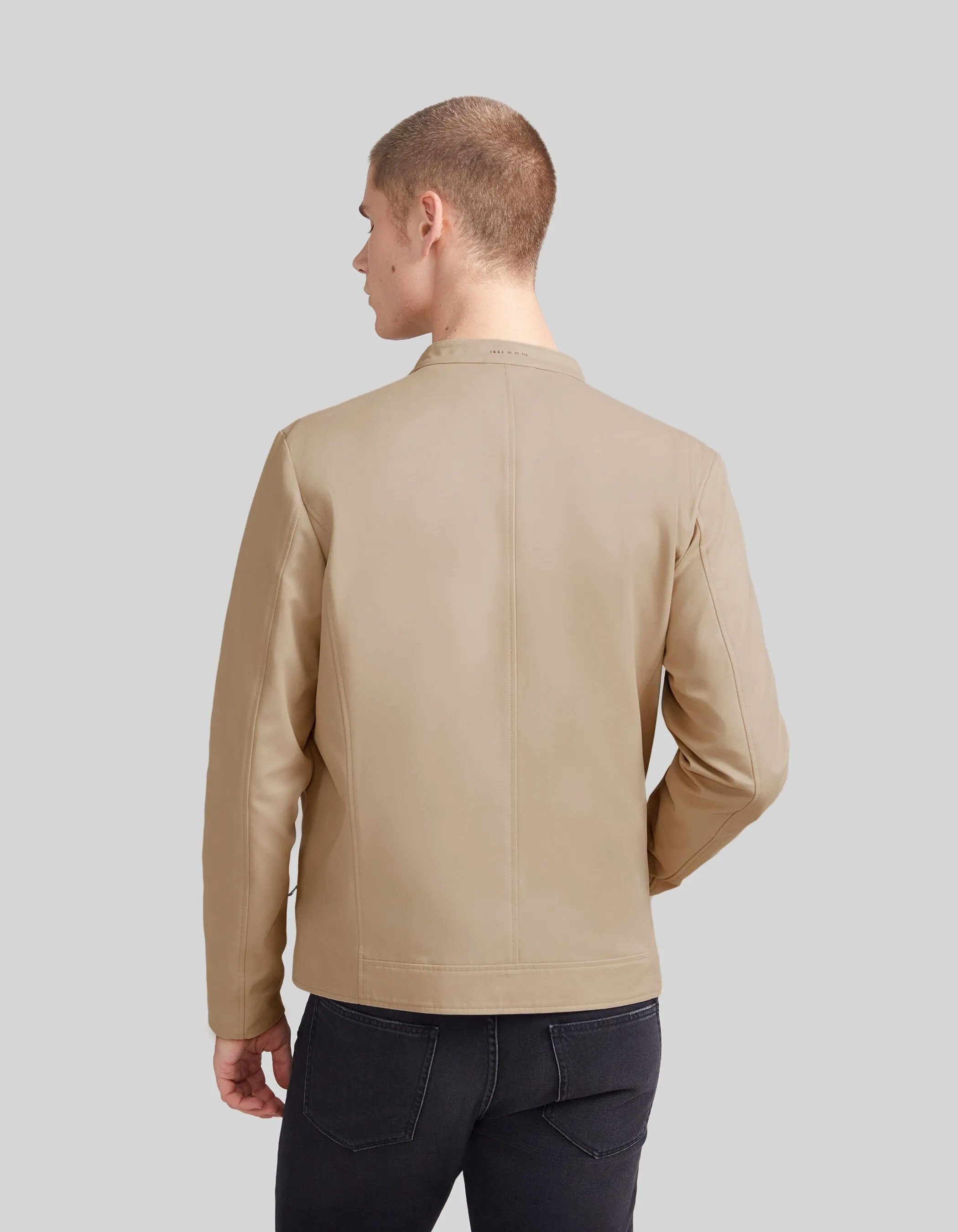 Blouson court beige poches zippées Homme