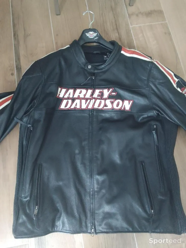 BLOUSON HARLEY neuf Ajouté le : 17/06/2024