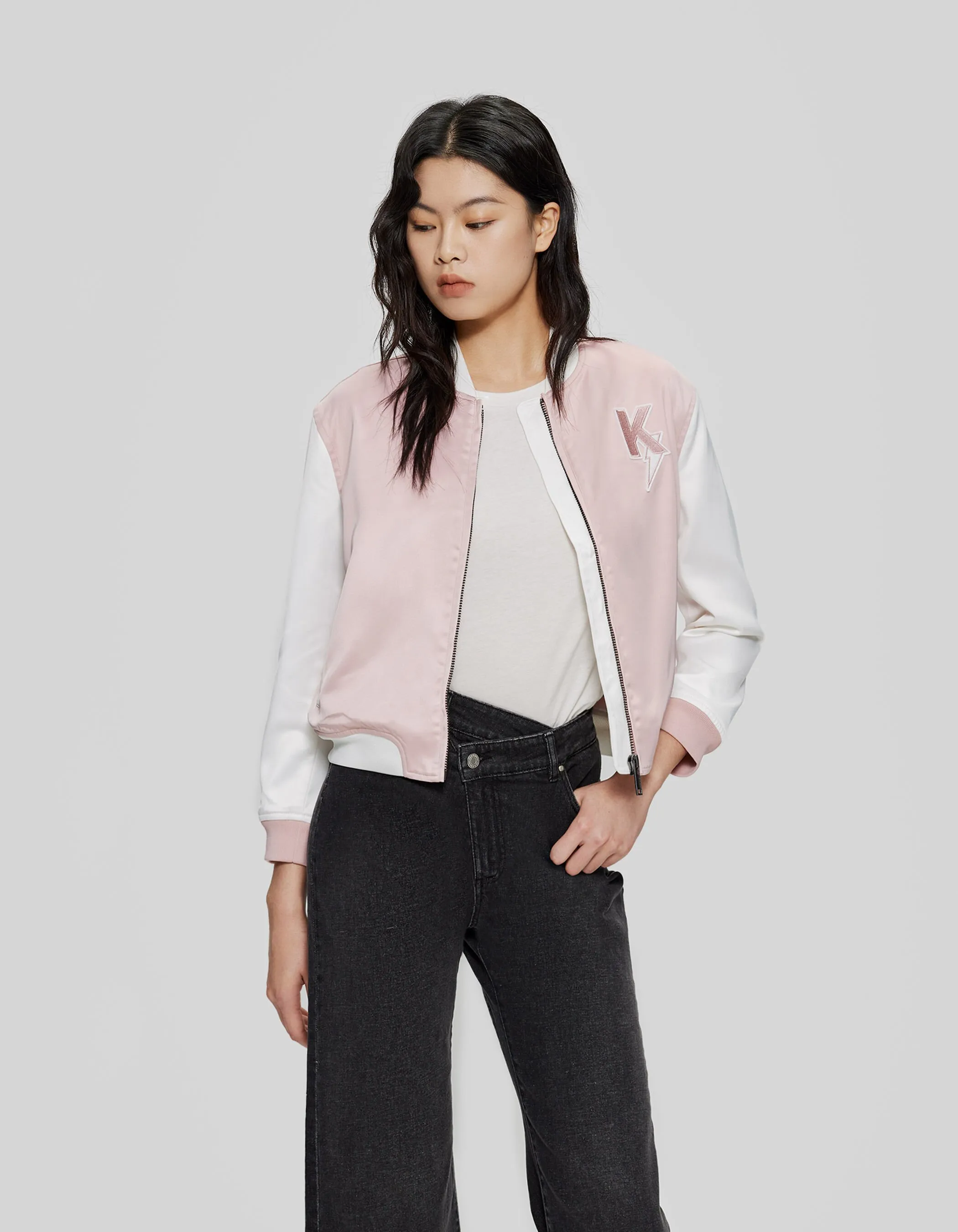 Blouson teddy rose et blanc badges et broderies dos Femme