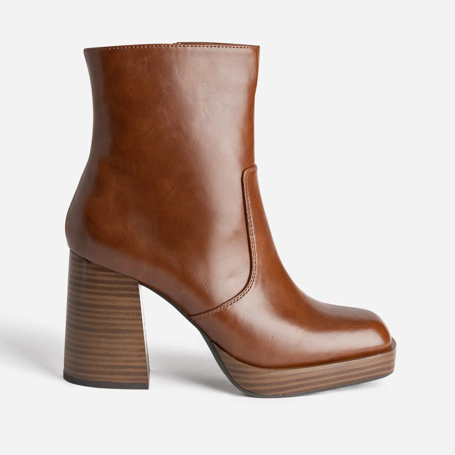 Boots camel à plateforme et talon flare - Boots / bottines Femme | ERAM