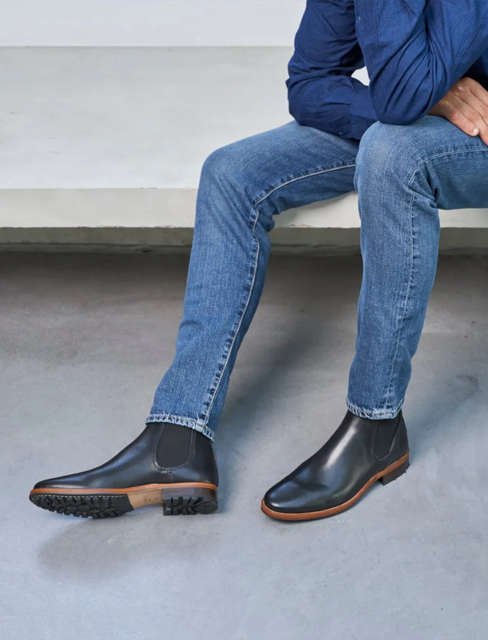 Bottines chelsea Cuir pour homme: L'Homme Pressé Commando Cuir Noir à crampons