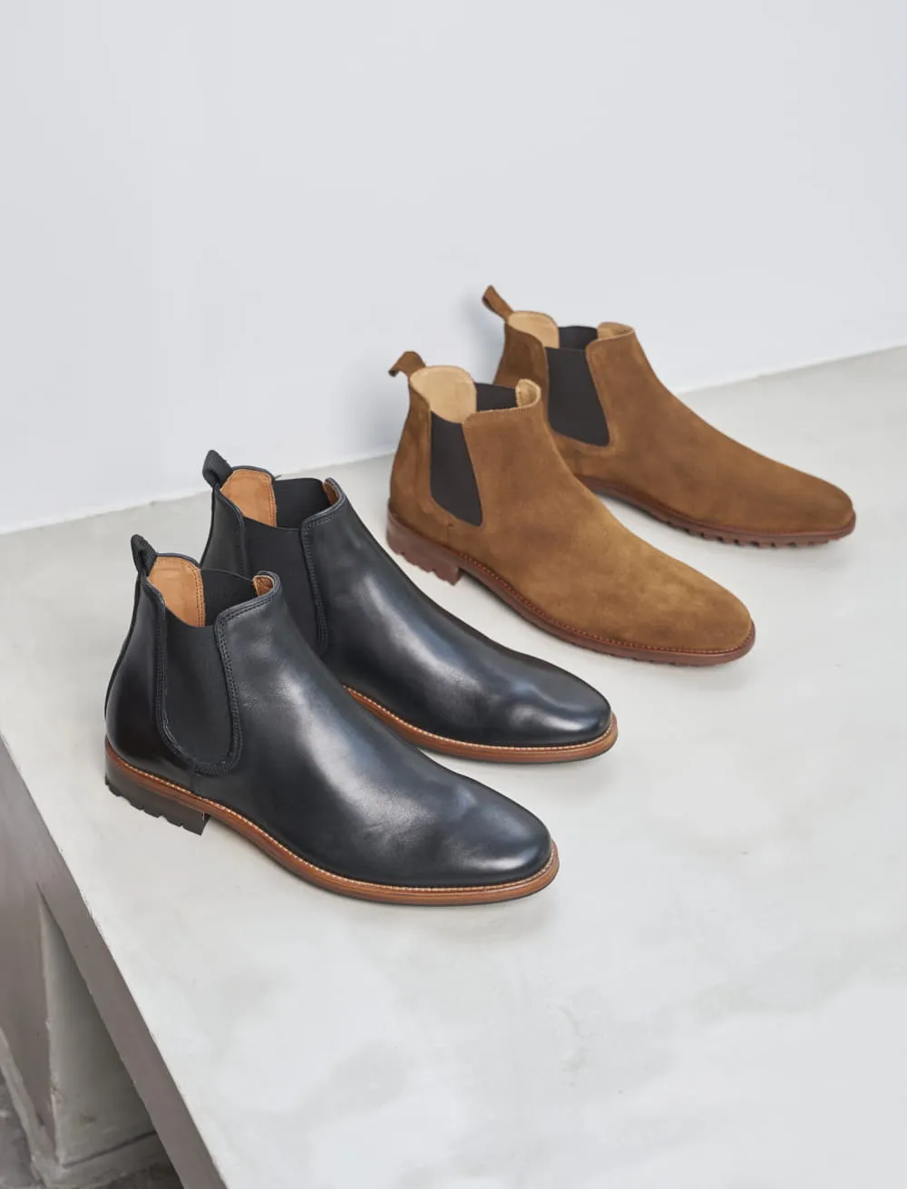 Bottines chelsea Cuir pour homme: L'Homme Pressé Commando Cuir Noir à crampons