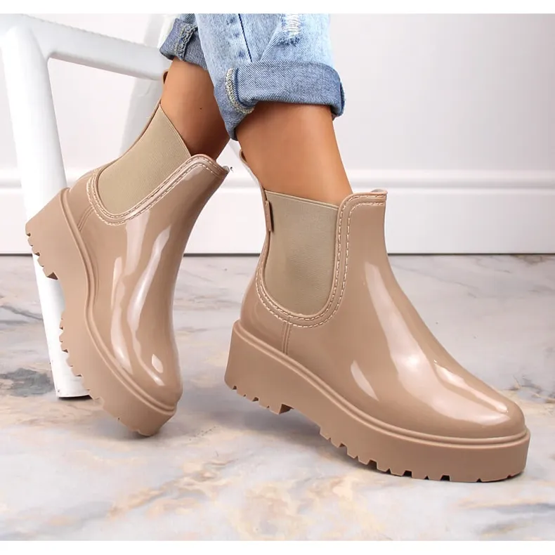 Bottines chelsea femme laquées sur plateforme beige Big Star MM274396