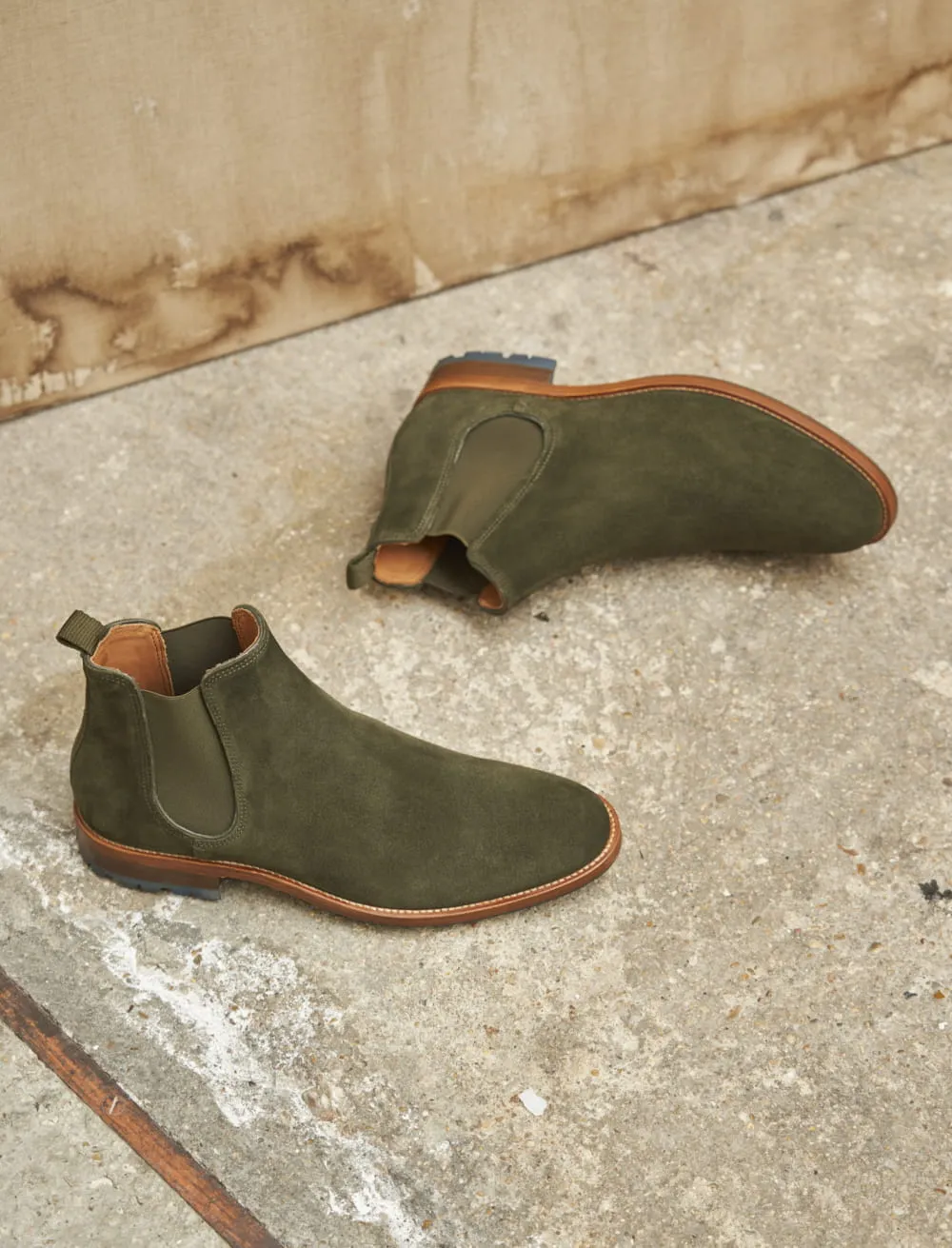 Bottines chelsea à crampons pour homme: L'Homme Pressé Commando Nubuck Kaki