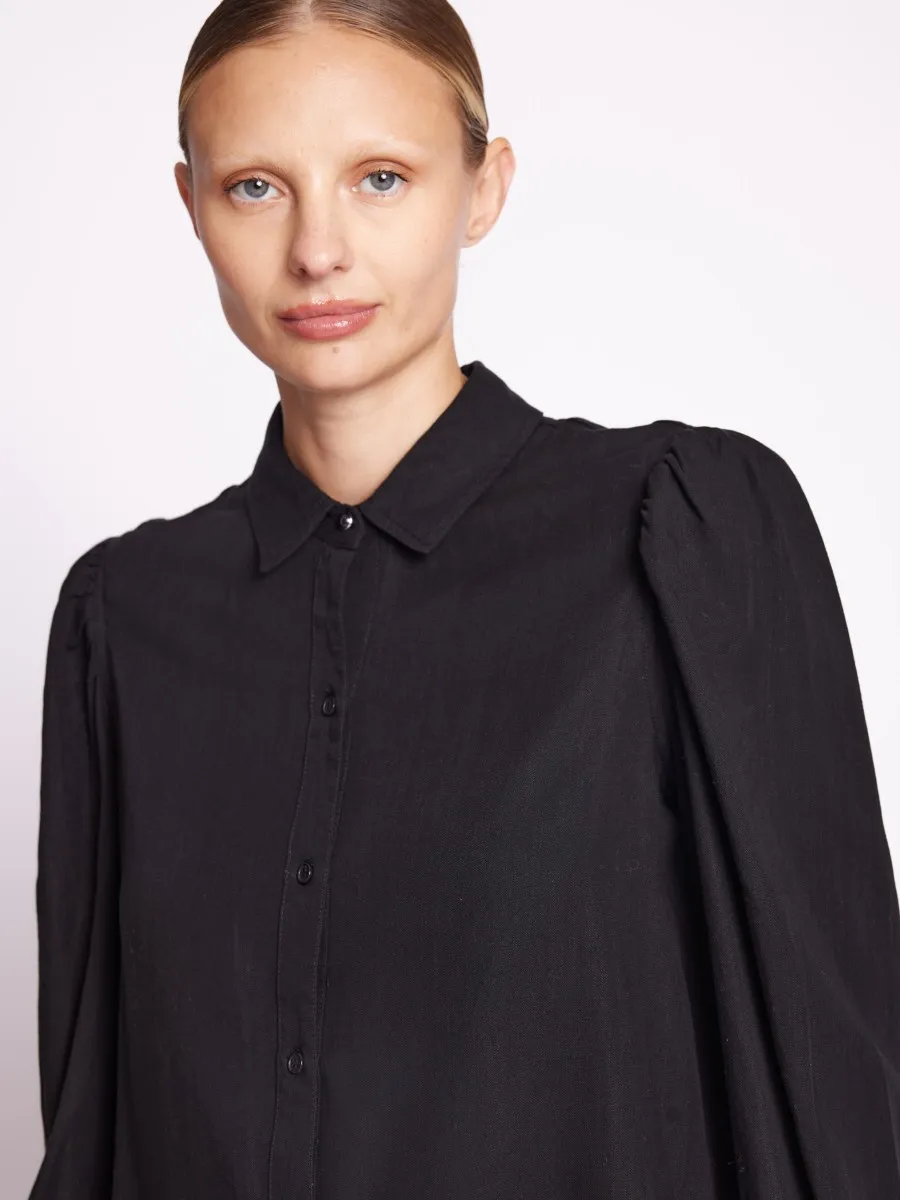 CAREN | Chemise noire uni manches bouffantes