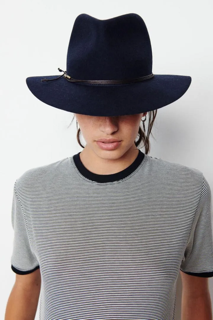 CHAPEAUX & CASQUETTES ba&sh Femme | HARRIS. Marine