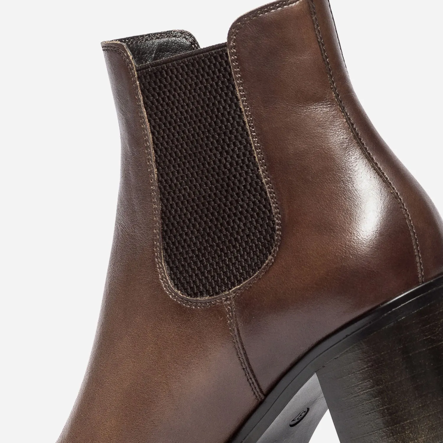 Chelsea boots cognac en cuir éco-conçu - Boots / bottines Femme | ERAM