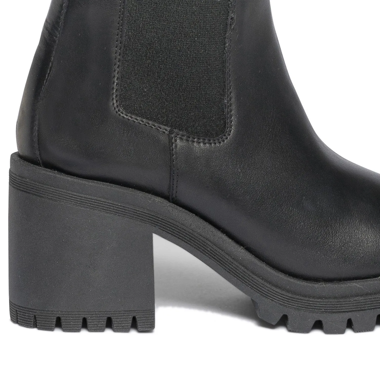 Chelsea boots TEXTO noir en cuir - Boots / bottines Femme | ERAM