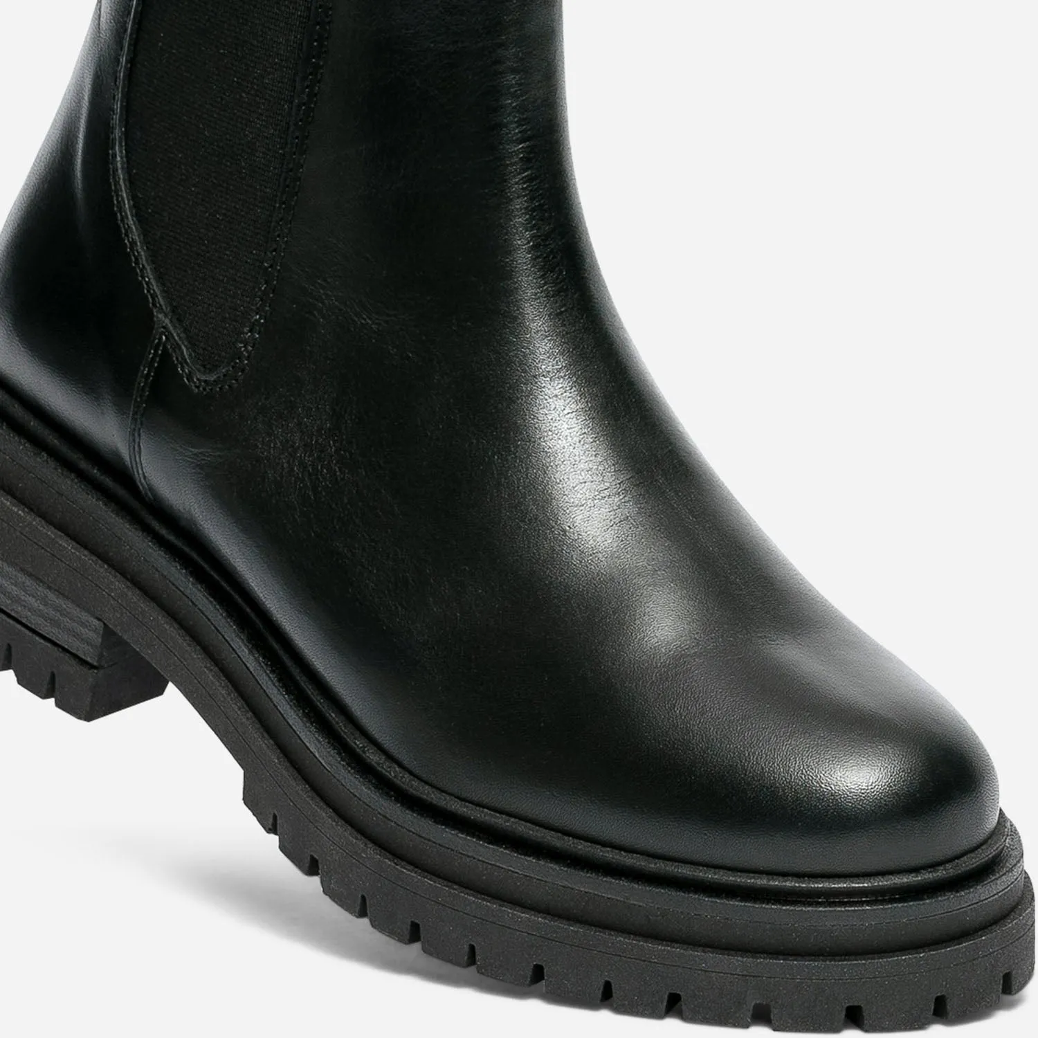 Chelsea boots TEXTO noir en cuir à semelle crantée - Boots / bottines Femme | ERAM