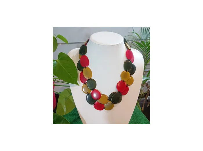 Collier long Shana rouge-kaki-vert en ivoire végétal