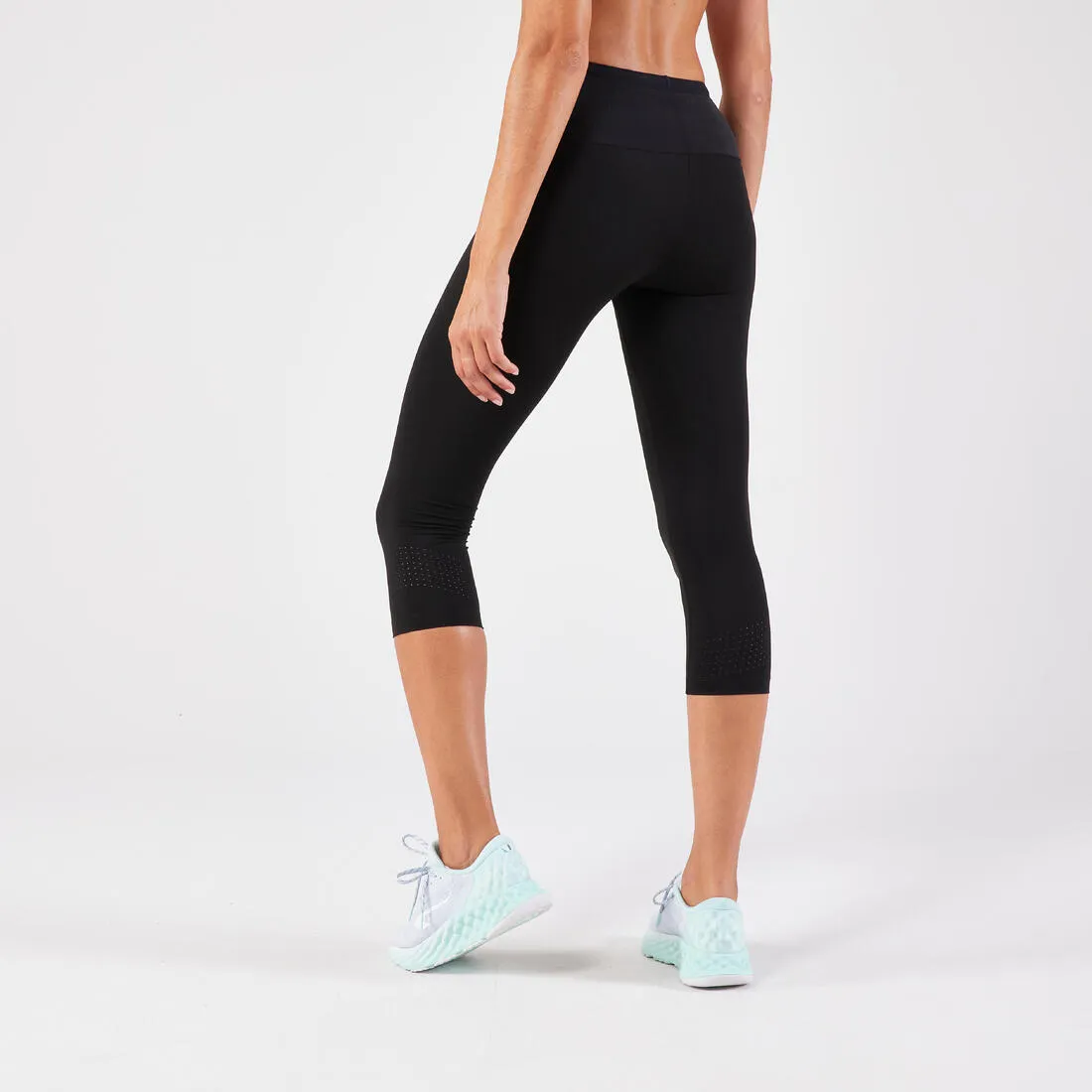 CORSAIRE RUNNING FEMME- KIPRUN SUPPORT NOIR