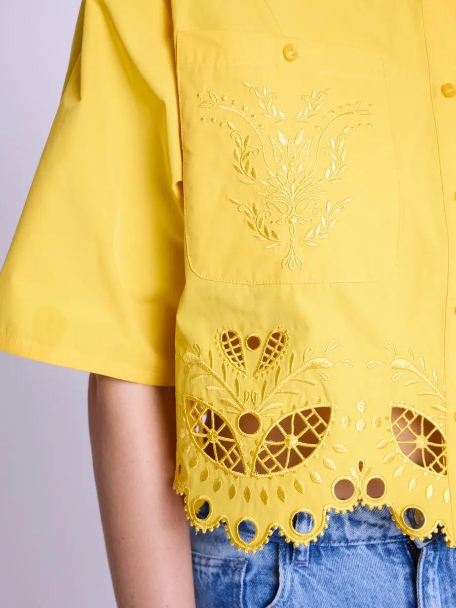 CYRIELLE | Chemise courte jaune avec broderies