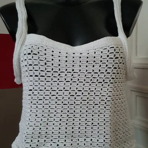 Débardeur blanc au crochet t. 40 fait main