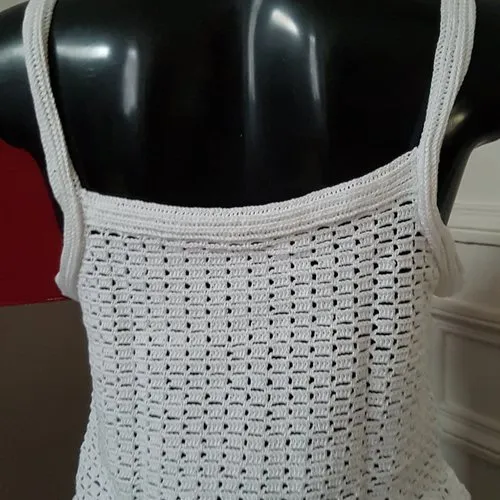 Débardeur blanc au crochet t. 40 fait main