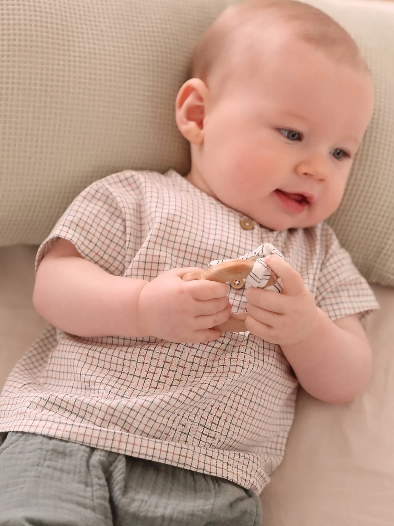 Ensemble t-shirt et pantalon en gaze de coton naissance vert de gris - Vertbaudet