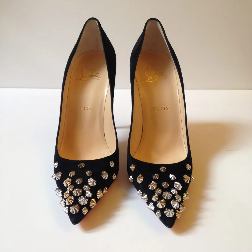 Escarpins en daim Spikyshells – CHRISTIAN LOUBOUTIN