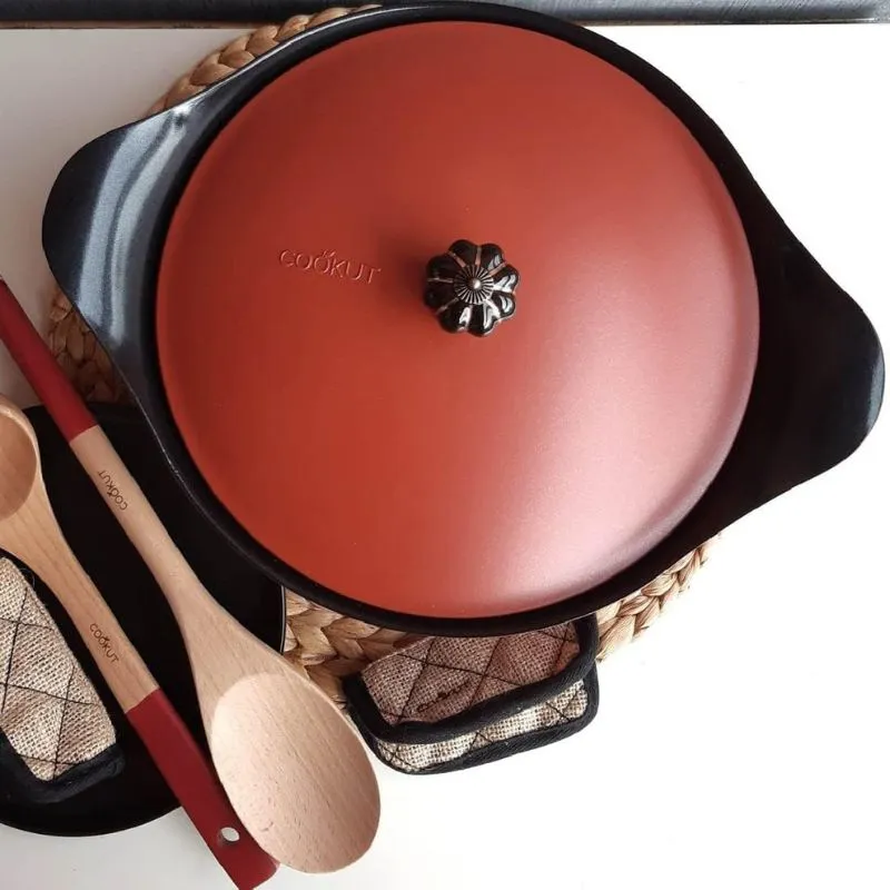 L'Incroyable Cocotte 28 cm Rouge Brique Passion - Cookut