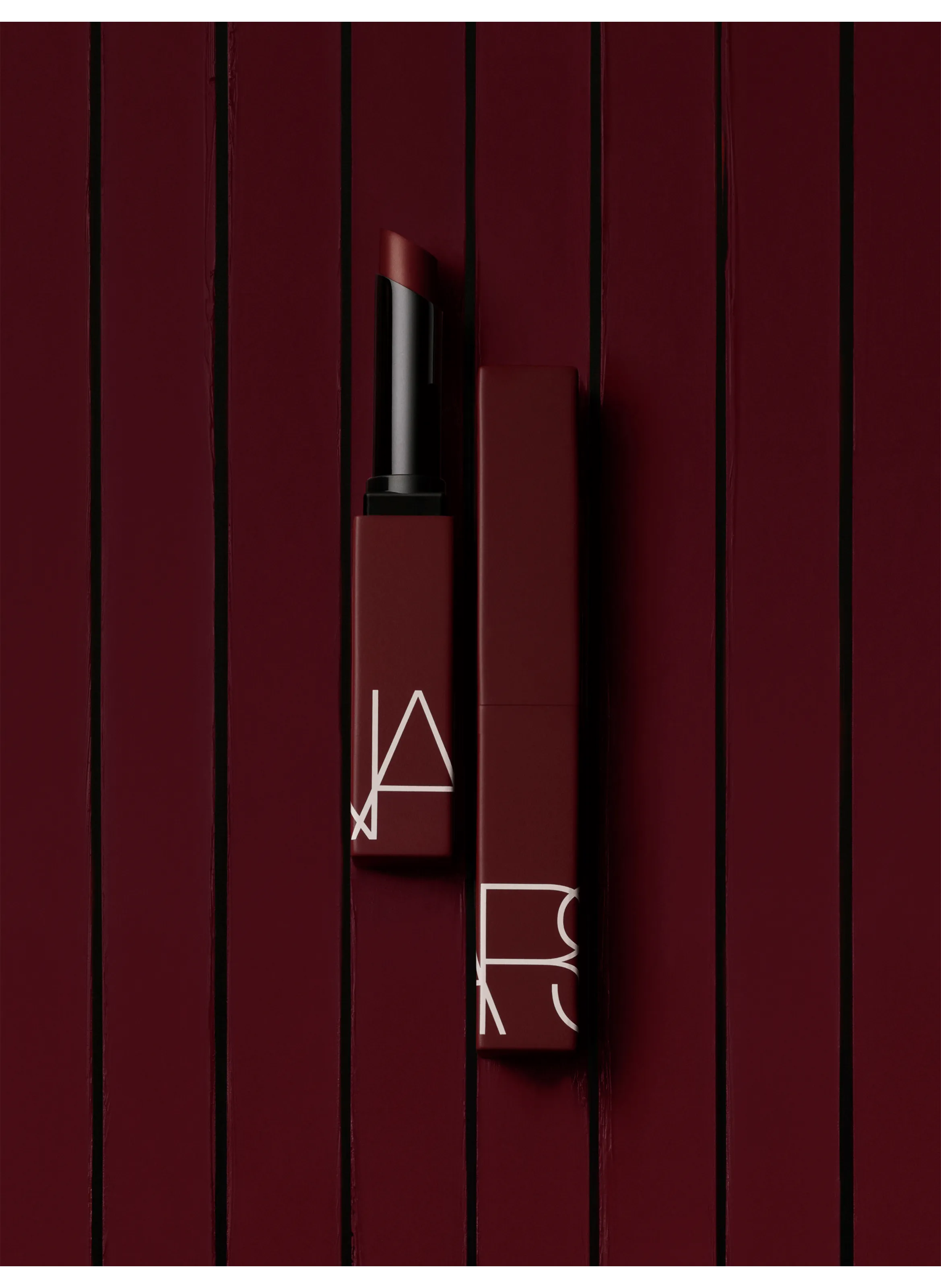 NARS  POWERMATTE LIPSTICK - Rouge