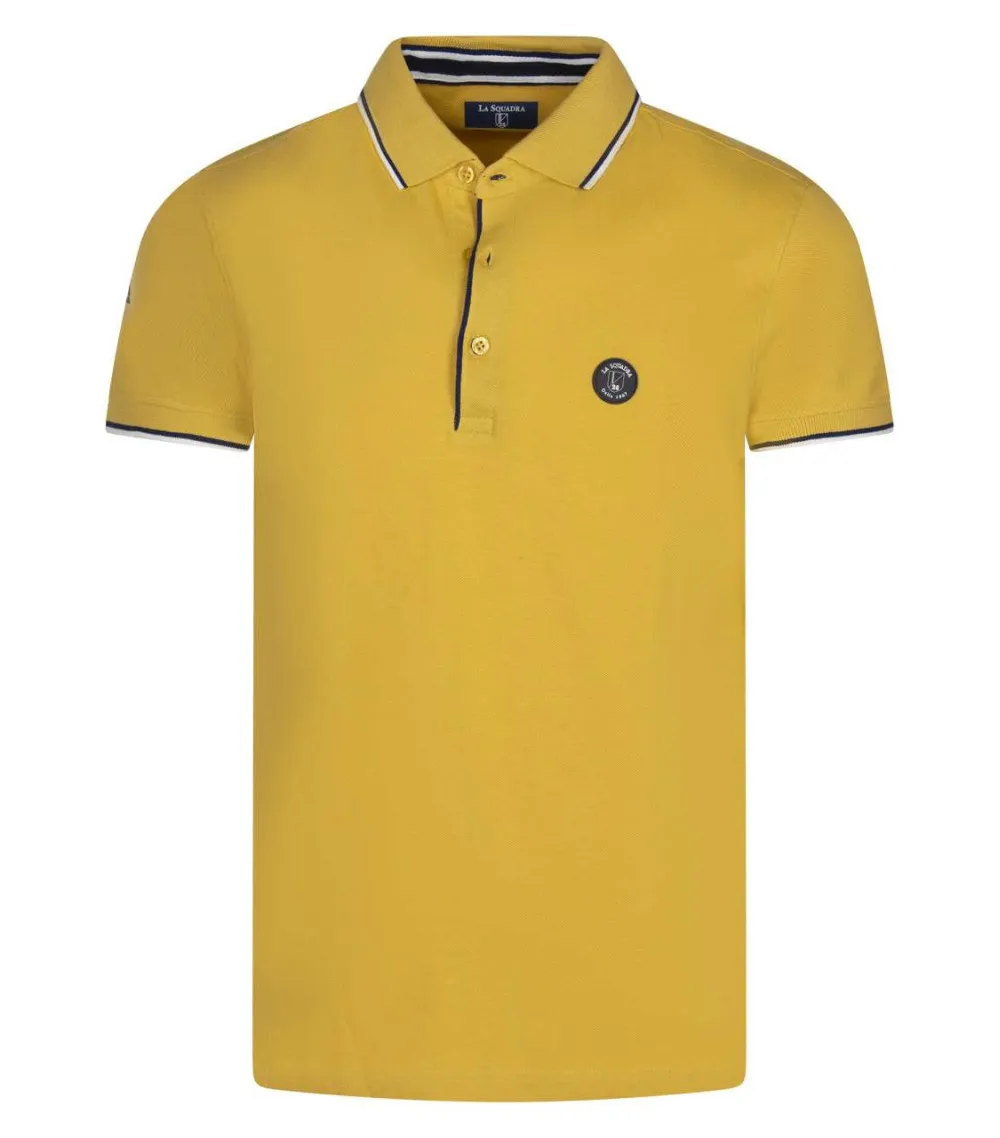 Polo avec un col boutonné et logo de la marque La Squadra en coton jaune