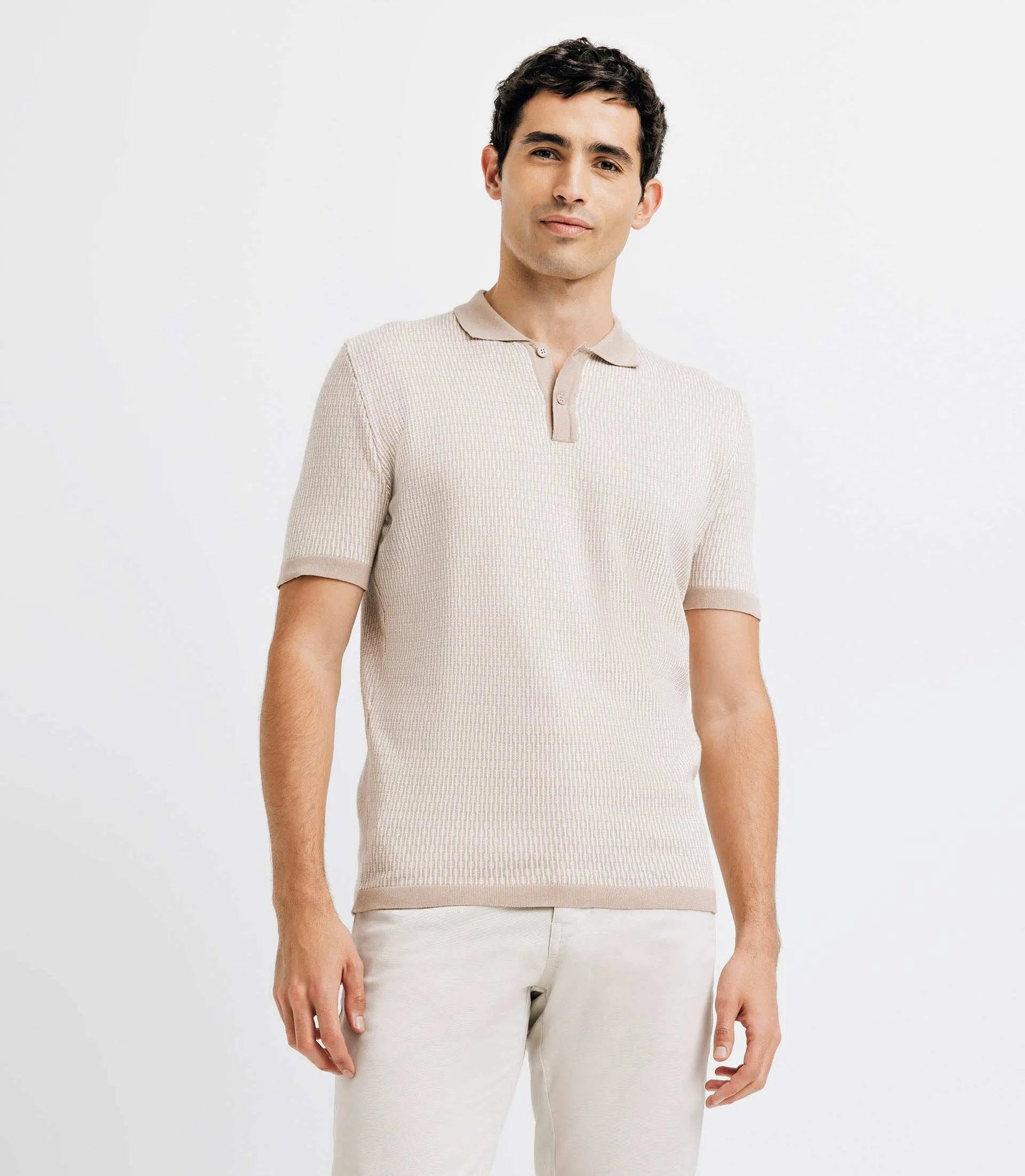 Polo en jacquard camel