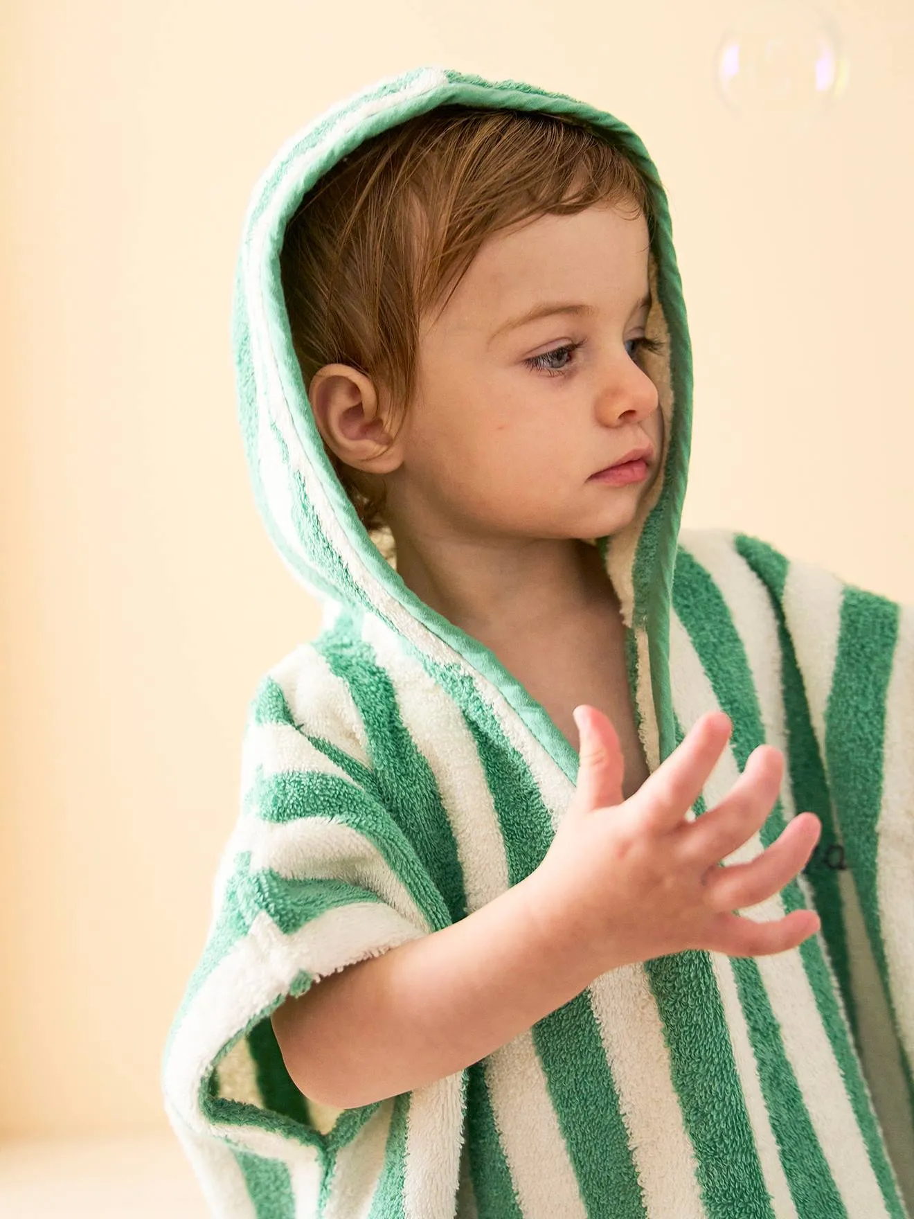 Poncho de bain bébé à rayures personnalisable rayé jaune - Vertbaudet