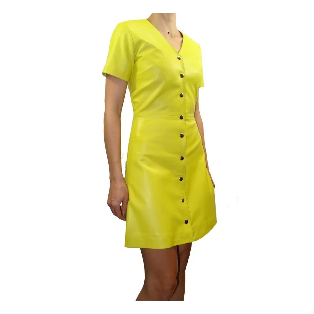 Robe cuir à pressions mi longue en agneau couleur jaune modèle Arigna