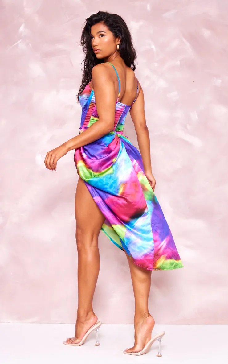 Robe mi-longue satinée multicolore détail corset à imprimé abstrait et jupe froncée