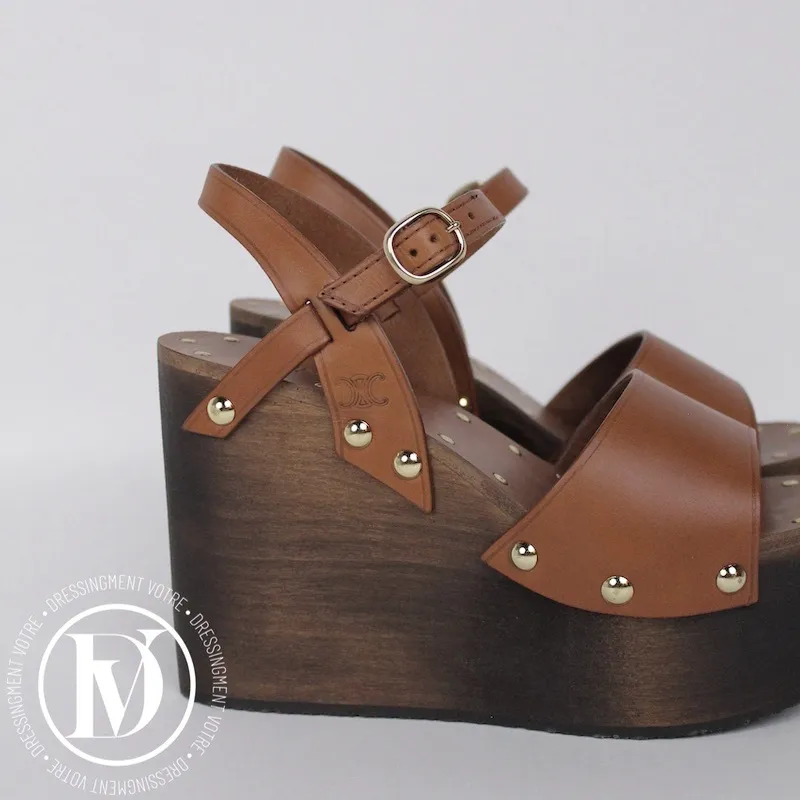 Sandales Wedge Triomphe en bois et cuir p.36 – Céline