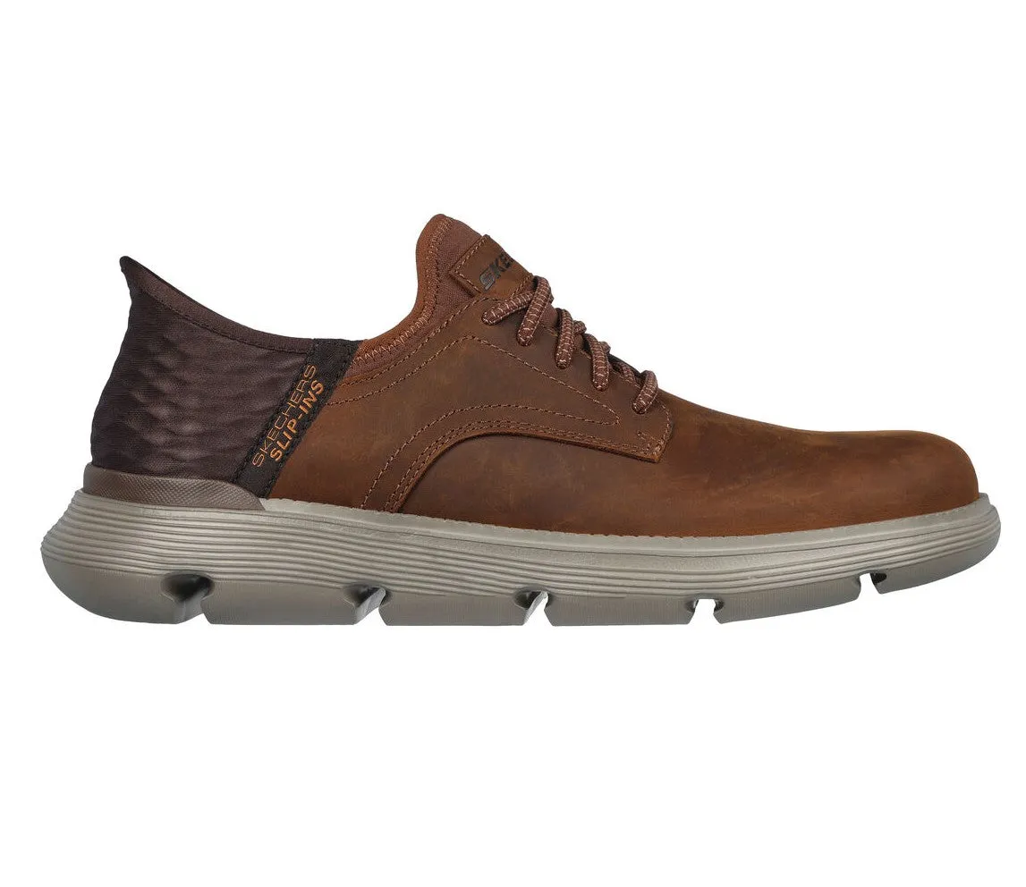 SKECHERS GARZA GERVIN SLIP-INS Marron