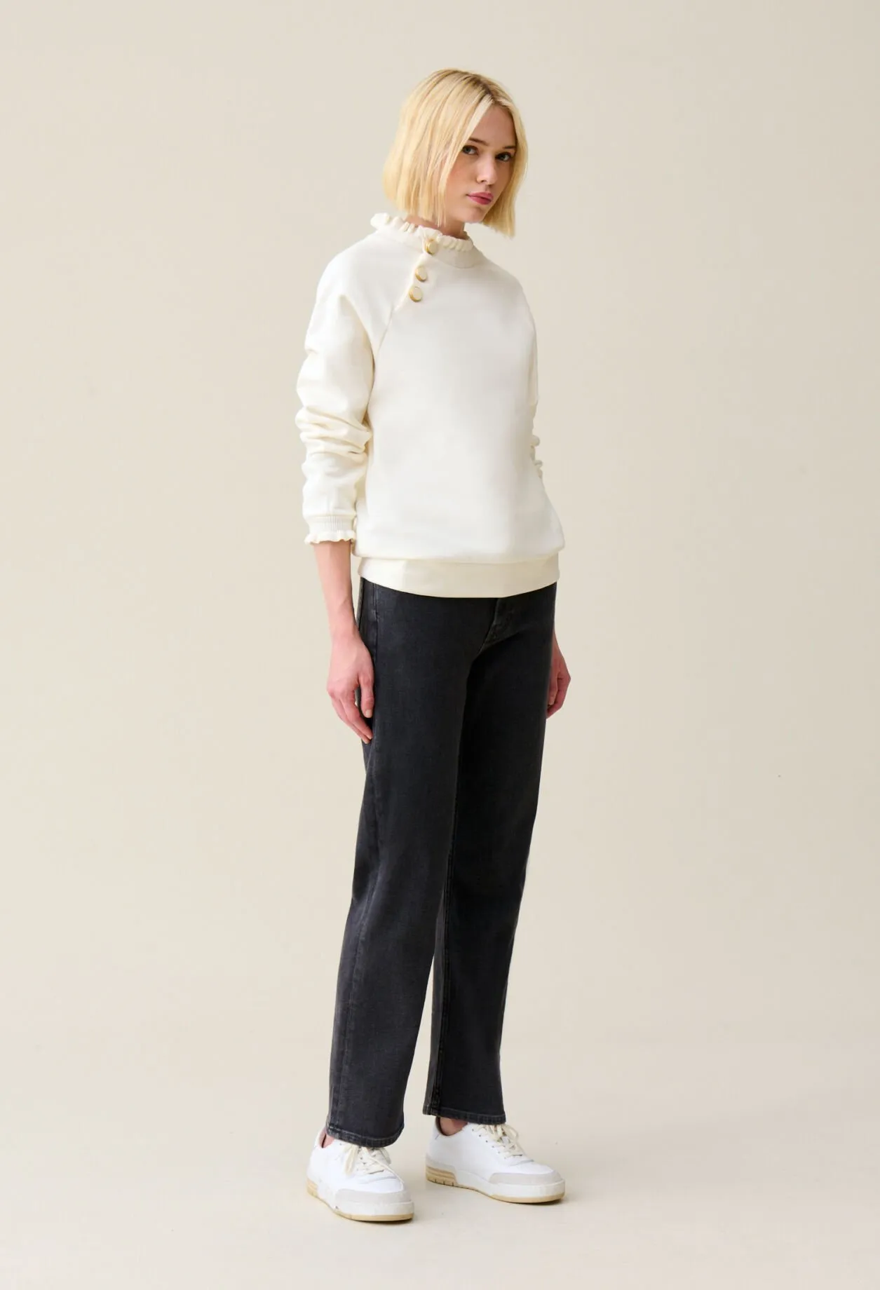 Sweatshirt Tape col boutonné ivoire | Claudie FR