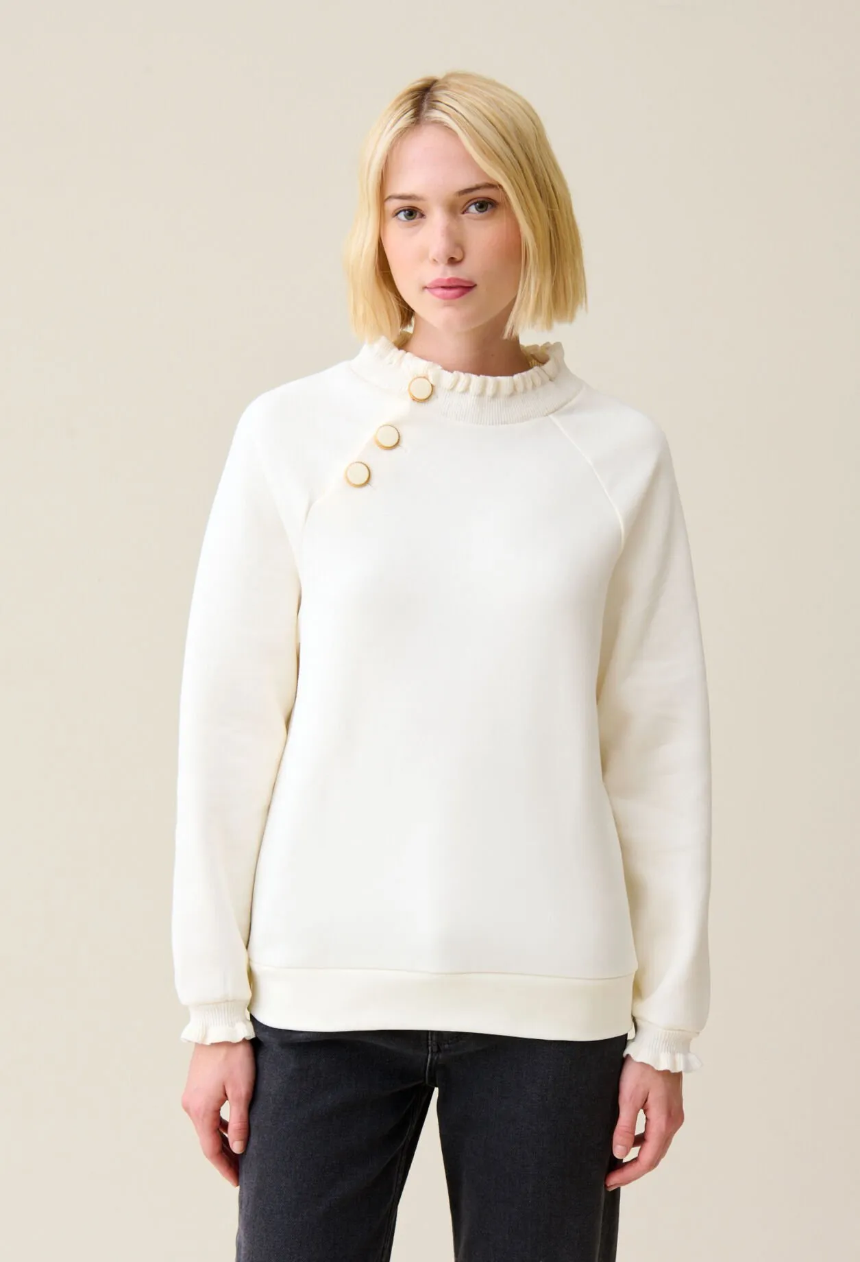 Sweatshirt Tape col boutonné ivoire | Claudie FR