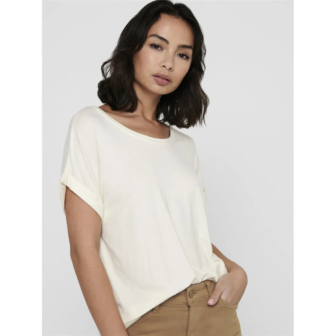 Top poignets repliés col rond manches courtes blanc en viscose Tia | 3 Suisses